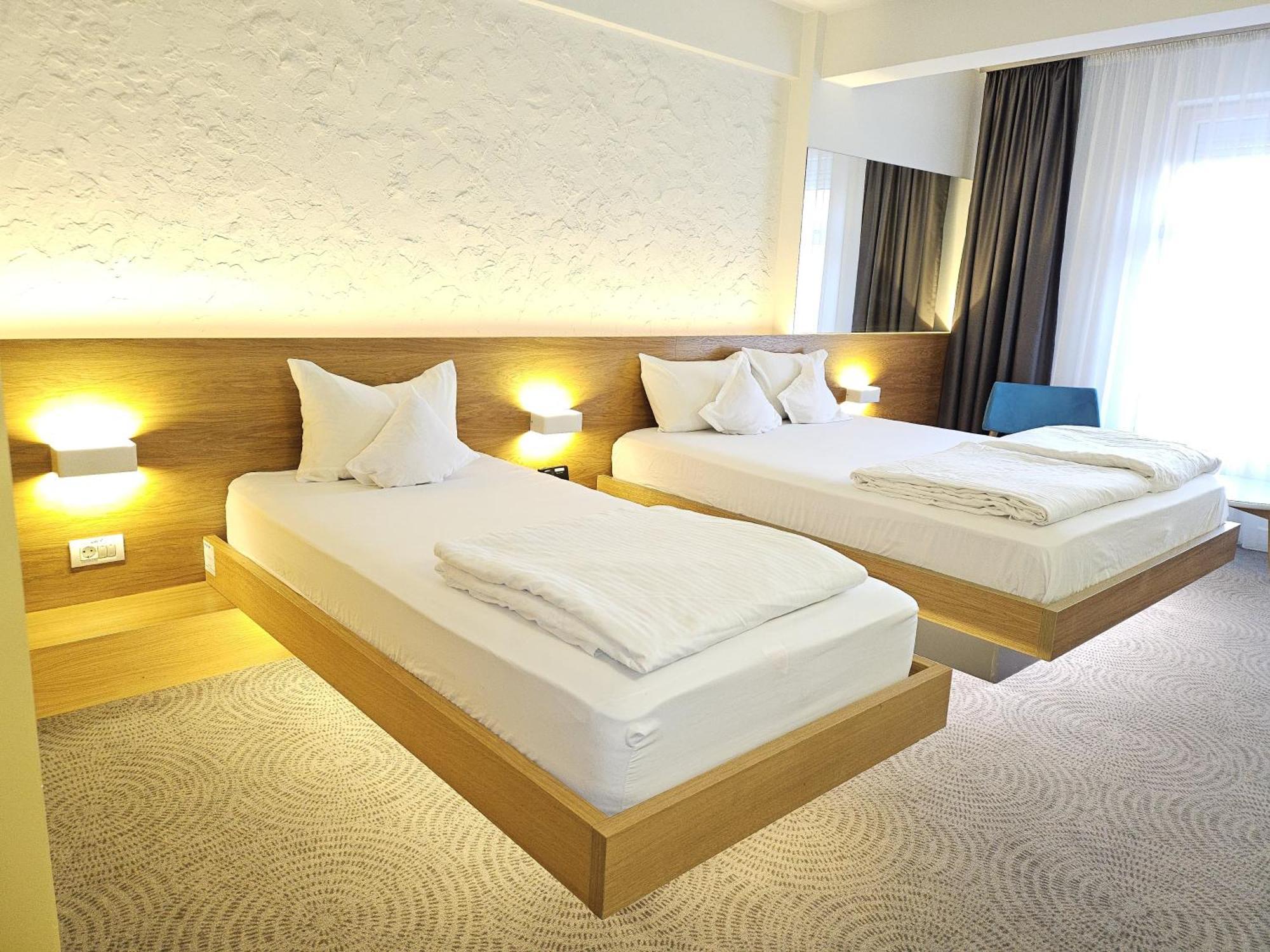 Hotel Silva Temesvár Kültér fotó