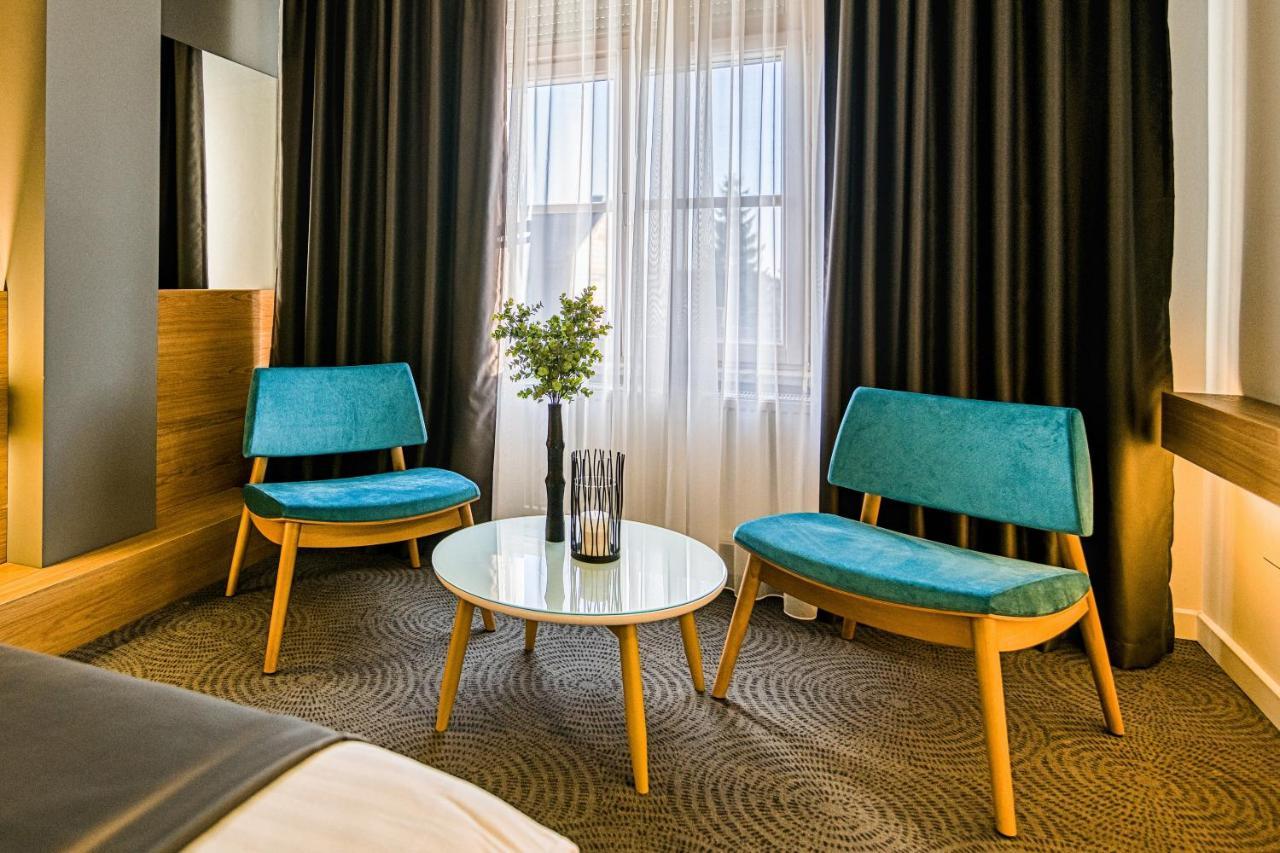 Hotel Silva Temesvár Kültér fotó
